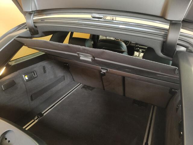 BMW 5-SERIE Touring 520d M Sport Edition standkachel | adaptive cruise en led | leer | comfortstoelen