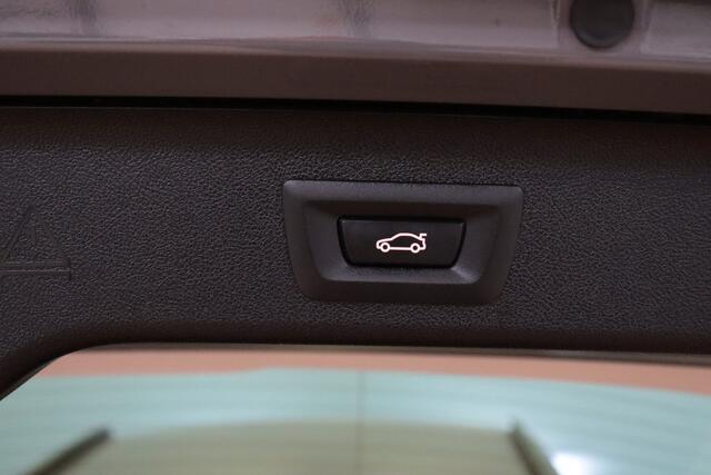 BMW 5-SERIE Touring 520i Business Edition Plus | NAVI | CLIMA | CAMERA + PDC | STOELVERW+GEHEUGEN | LED |