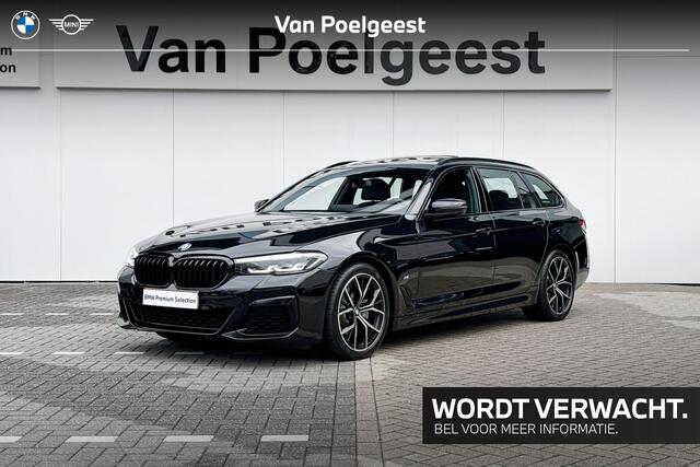 BMW 5-SERIE Touring 520i M Sport | Trekhaak | Panoramadak
