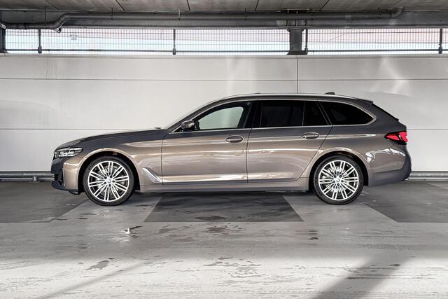 BMW 5-SERIE Touring 520i Business Edition Plus