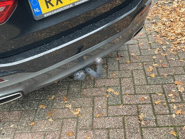 BMW 5-SERIE 530D M-sport 6-Cilinder Pano Trekhaak HUD 360cam Standkachel Sfeerverl NL-Auto VOL!