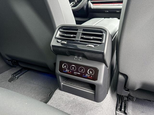 BMW 5-SERIE Touring 530e M Sport Edition 21'' / Glazen dak / Driving Assistant Plus / Comfort Acces / Harman Kardon Audio / Trekhaak