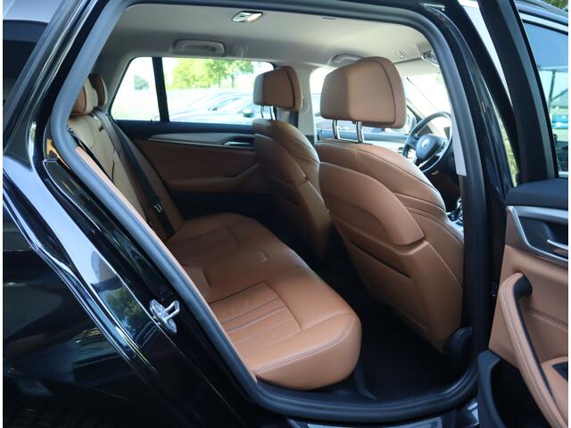 BMW 5-SERIE Touring 520i High Executive Edition