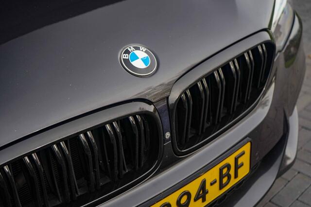 BMW 5-SERIE 530e M Sport Pano/360/trkhk/Harman/Shadow