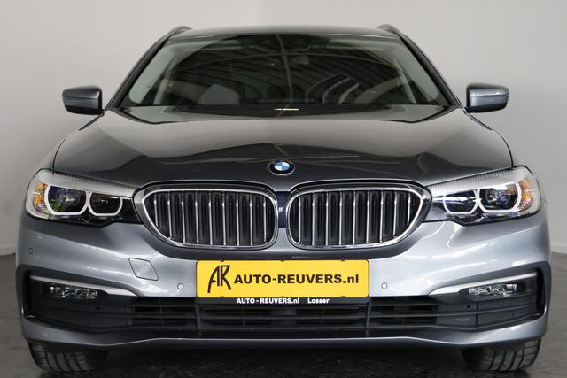 BMW 5-SERIE Touring 520i Business Edition Cruise / Navi / Carplay / Camera