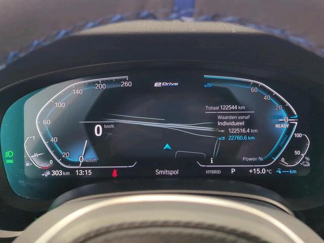 BMW 5-SERIE 520e M-Sport Panoramadak Laser Leer Comfort-Zetels