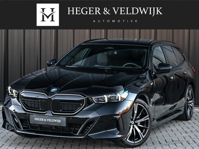 BMW 5-SERIE Touring 530e XDRIVE | SHADOW LINE | M-SPORT | COMFORT ACCESS | BOWERS & WILKINS | STUUR- EN STOELVERWARMING | ICONIC GRILL | ACTIVE CRUISE | 360 CAMERA | AMBIANCE | ASSISTANCE PLUS PAKKET | LEDER | EL. TREKHAAK