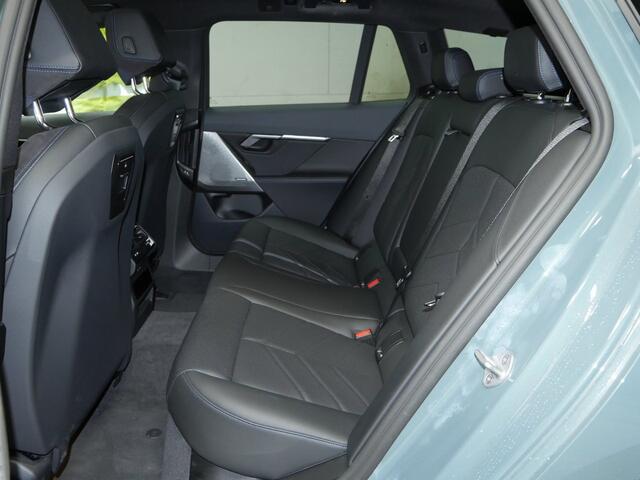 BMW 5-SERIE Touring 520i M-Sport | 19" | Panorama | Driving Assistant Plus | Harman Kardon | Trekhaak