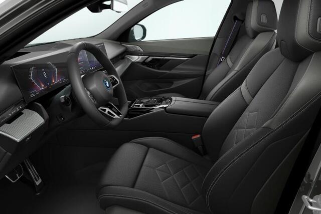 BMW 5-SERIE Touring 550e xDrive Innovation Pack M Sportpakket Pro Aut.