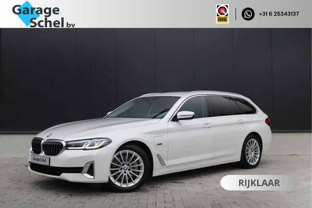 BMW 5-SERIE Touring 520e High Executive - Laser - Memory - HUD - Achteras besturing - Stoel/Stuur verwarming - ACC - Keyless - Rijklaar