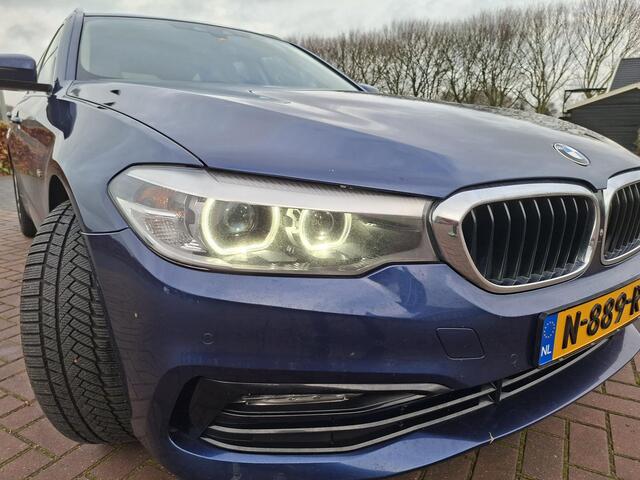 BMW 5-SERIE Touring 530i High Executive | Volleder | Pano | Luchtvering | Etc.