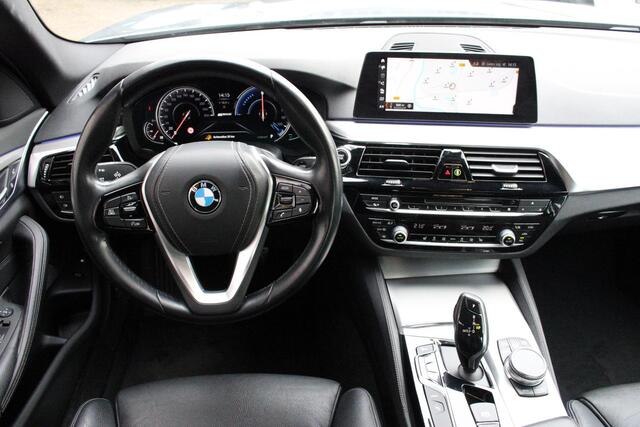 BMW 5-SERIE 530e iPerformance High Executive Automaat | Navigatiesysteem | Achterruitrij Camera | Lederen Bekleding