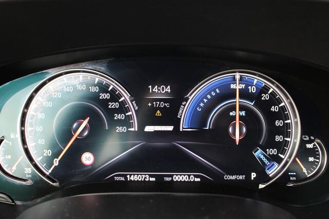 BMW 5-SERIE 530e iPerformance High Executive Automaat | Navigatiesysteem | Achterruitrij Camera | Lederen Bekleding