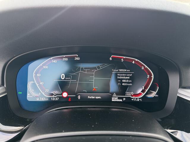 BMW 5-SERIE Touring 530d xDrive Business Edition Plus Carplay/Sportleer/Camera/Stoelverw