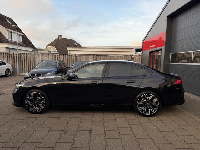 BMW 5-SERIE 530e M-Sport Origineel Nederlands