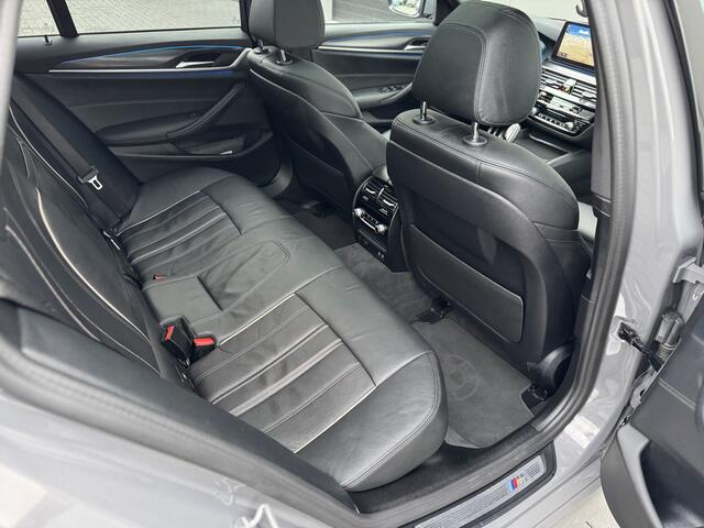BMW 5-SERIE Touring LCI 530e M Sport High Executive | Panorama | Leder | 19" | HiFi Audio | Stoelverwarming v + a
