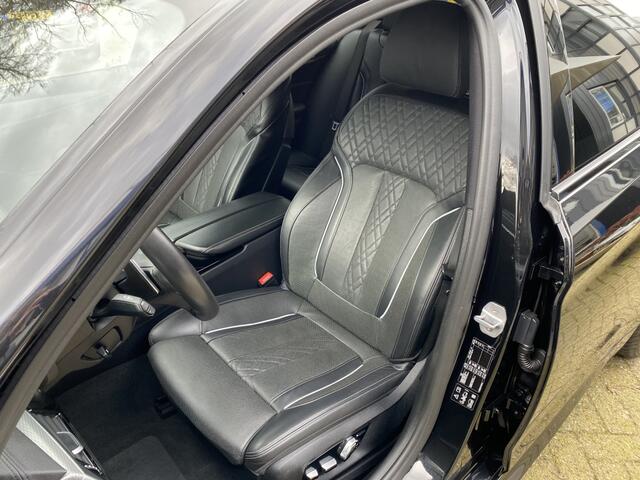 BMW 5-SERIE M550i xDrive High Executive leer/navigatie/automaat