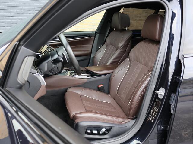 BMW 5-SERIE Touring M550d xDrive M Sport | 400PK | Nappa Leder | Panorama | HUD | Harman/Kardon |