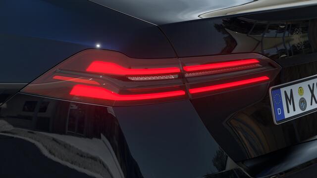 BMW 5-SERIE 530e High Executive M Sport Automaat / Trekhaak / M Sportonderstel / Comfort Access / Adaptieve LED / Parking Assistant Plus / Harman-Kardon / Live Cockpit Professional