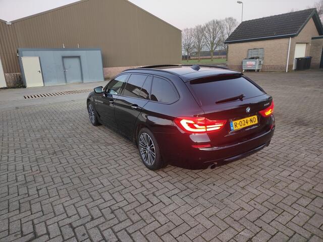 BMW 5-SERIE Touring 530i High Exe