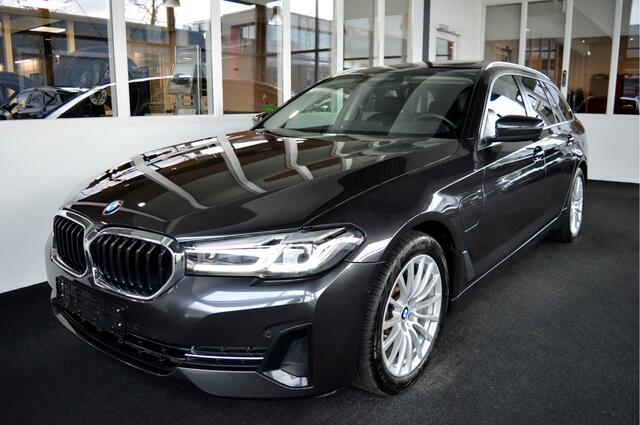BMW 5-SERIE Touring 530e Hybride Sport Line | Vol !