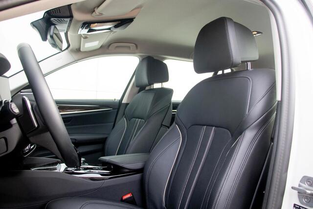 BMW 5-SERIE Touring 530e xDrive High Executive Driving Assistant Professional | Head-Up Display