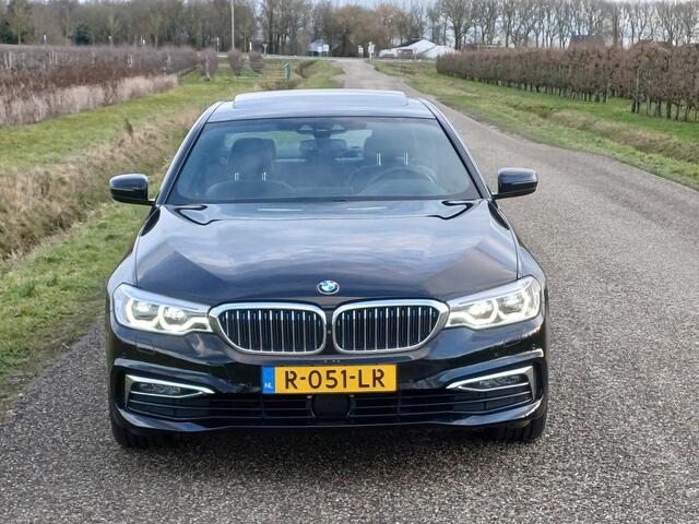 BMW 5-SERIE 530e iPerformance High Executive / Prachtige auto