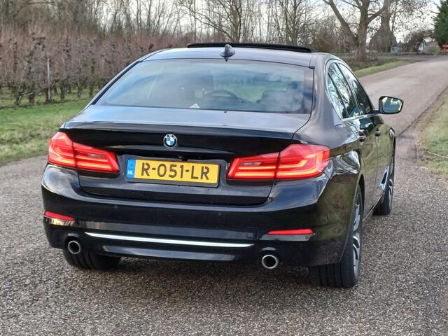 BMW 5-SERIE 530e iPerformance High Executive / Prachtige auto