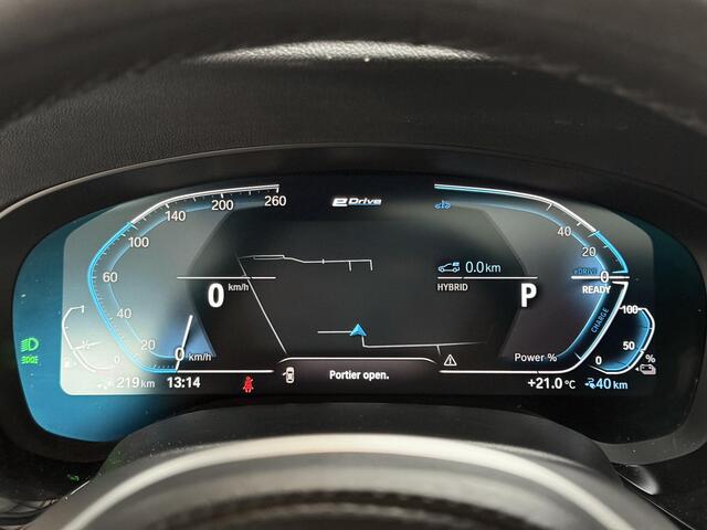 BMW 5-SERIE 545e xDrive High Executive G30 LCi M Sport 394 PK 6 cilinder - M5 STOELEN - PANORAMADAK - LASER LAMPEN - HARMAN KARDON