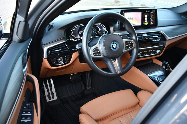 BMW 5-SERIE 545e xDrive M-Sport Berninagrau ACC HiFi 20inch Shadow