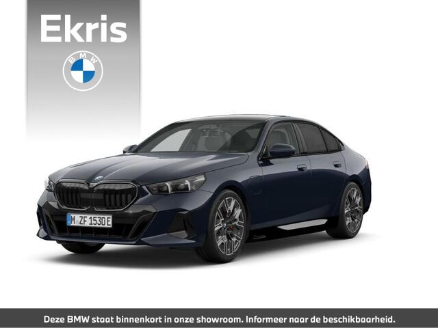 BMW 5-SERIE 530e M Sport Edition High Executive | M Sportpakket Pro | Innovation Pack | Travel Pack | Comfort Pack | Trekhaak | Panoramadak | Harman Kardon