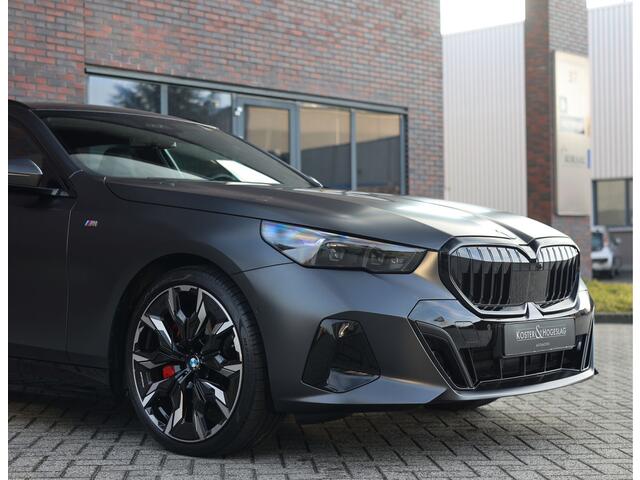 BMW 5-SERIE Touring 550e xDrive | Frozen - Pano - Trekhaak