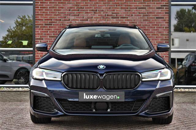 BMW 5-SERIE 545e xDrive M-Sport Pano ACC HUD 20inch 360 Laser HiFi Adp-demping