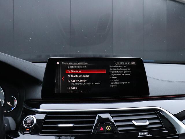 BMW 5-SERIE Touring 520i Corporate Lease High Executive | LEDER | MEMORY | PANO-DAK | CAMERA | APPLE CARPLAY | STOELVERW. | CRUISE | NAVI |