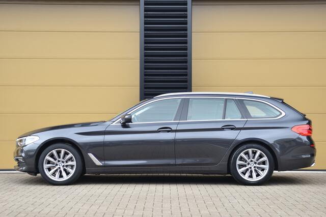 BMW 5-SERIE Touring 540i xDrive High Executive * Comfortstoelen * Head-up * Panoramadak *