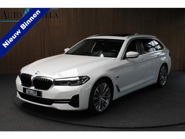 BMW 5-SERIE Touring 530e xDrive Panodak Leder Camera Memory ACC Elektr. achterklep Virtual Carplay LED Stoelverwarming DAB