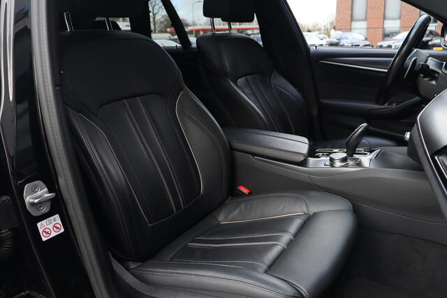 BMW 5-SERIE Touring 530e xDrive M-Sport | Pano | ACC | H/K | Memory |