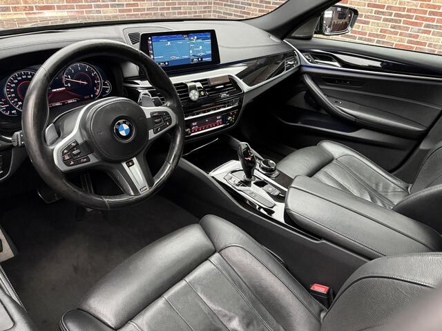 BMW 5-SERIE M550i xDrive High Executive Stoelverwarming & -ventilatie. | Panorama | Elek. memorie stoel