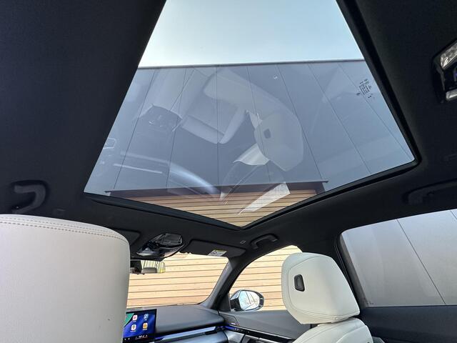 BMW 5-SERIE 520i M-Sport PANO|HEAD-UP|HARMANKARDON|ACC|STOELVENTILATIE