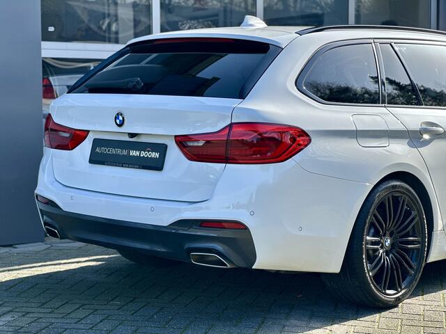 BMW 5-SERIE Touring 540i xDrive | High Executive | 6-cilinder | Panoramadak | Leer | LED | Keyless | Harman Kardon |