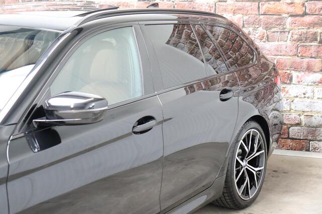 BMW 5-SERIE Touring 520i High Executive M Sport Pakket Automaat / Panoramadak / Trekhaak / Comfortstoelen / Laserlight / Adaptieve Cruise Control / Parkeerhulpsysteem / Hifi / Live Cockpit Professional / Shadow Line / Stoelverwarming / Extra Getint Glas
