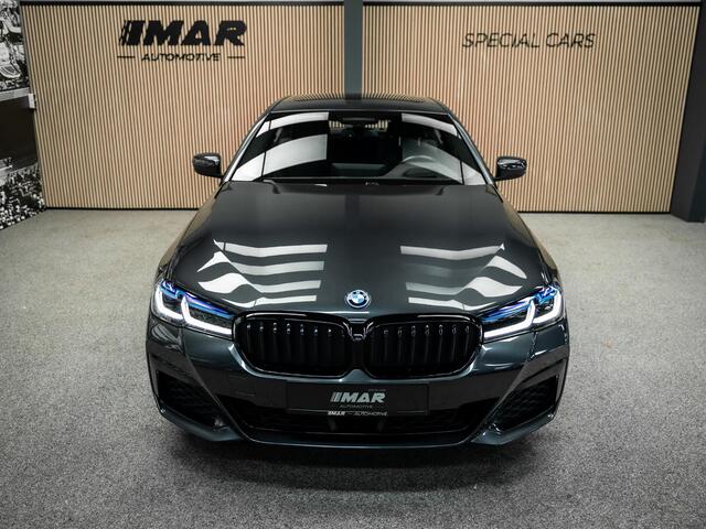 BMW 5-SERIE 545e xDrive Business Edition Plus | Comfort Stoelen | Harman/Kardon | Stuurverwarming | Driving Assistant |