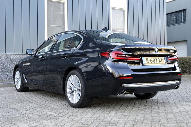 BMW 5-SERIE 520i High Executive Rijklaarprijs-Garantie Leder Sportinterieur Laserlight Navigatie Airco
