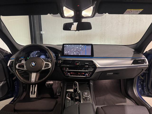 BMW 5-SERIE Touring 530e M-Sport Aut. | panorama | live-cockpit | ambiance verlichting | trekhaak |