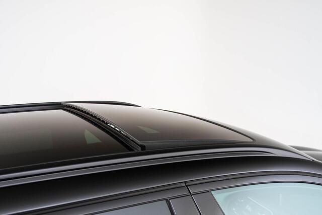 BMW 5-SERIE Touring 540i xDrive High Executive Sportline - panoramadak - Comfortstoelen - Comfort Access - Driving/Parking Assistant Plus - Elektrisch verwarmde voor en achterstoelen - Head up - Hifi -