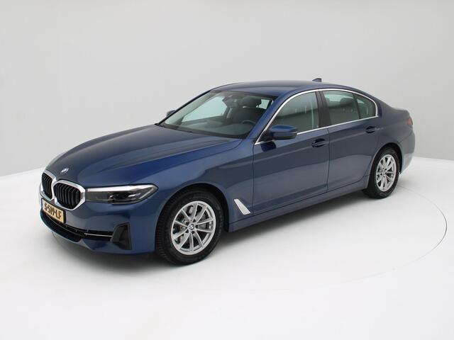 BMW 5-SERIE 520i Business Edition Plus / Origineel NL / Carplay / Memory