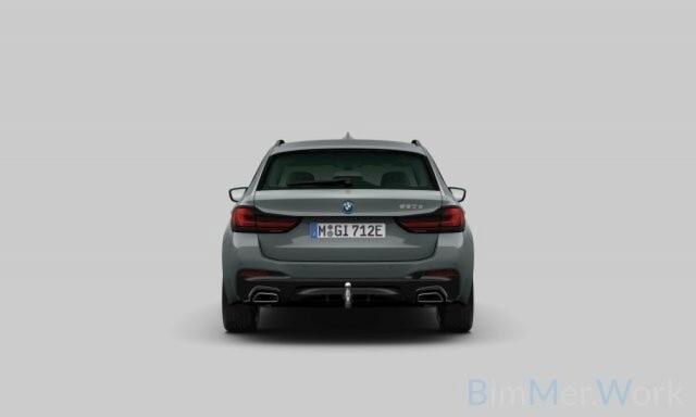 BMW 5-SERIE 530e Touring M-Sport,Pano,Memory,LED,Trekhk elekt,Leer,Camera,Carplay