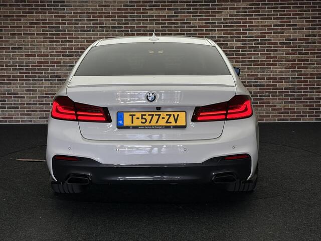 BMW 5-SERIE 530e iPerformance Executive Edition M Performance HeadUp Soft Close