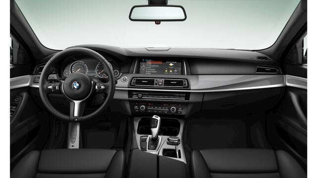 BMW 5-SERIE 520i 184PK / M-sport / I-drive / LCI *NAP*