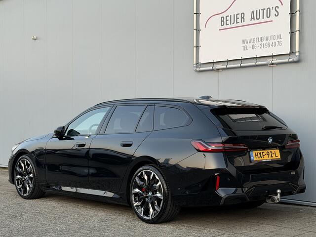 BMW 5-SERIE Touring 530e M Sport Pro Pano/21"/Park + Driv. Plus/Trekhaak.